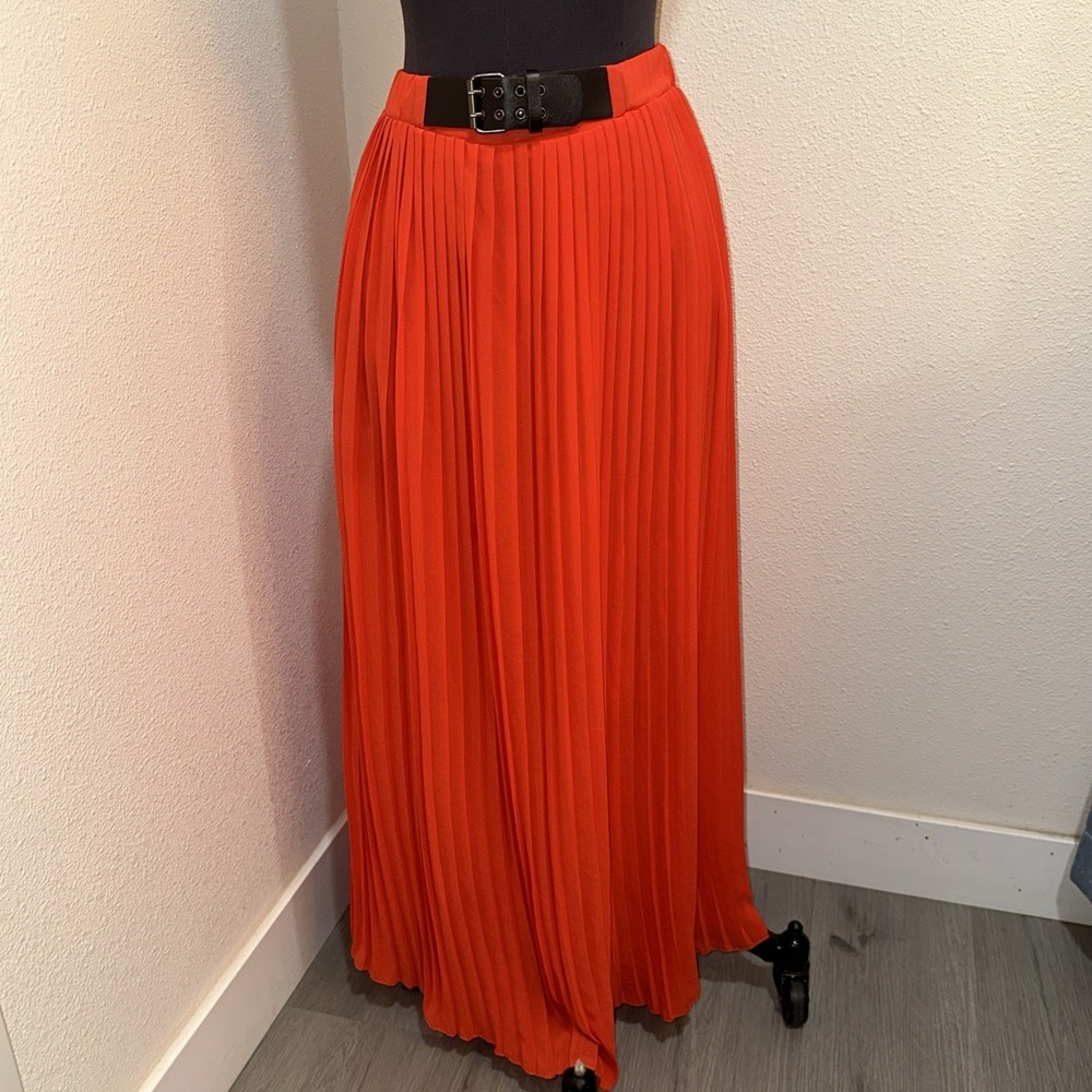 Alexander McQueen Red/org Pleated Skirt‎ with Black Buckle Detail Size L